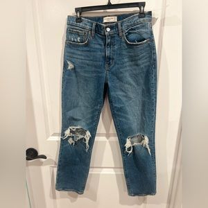 Abercrombie- mid rise boyfriend jeans- NWT